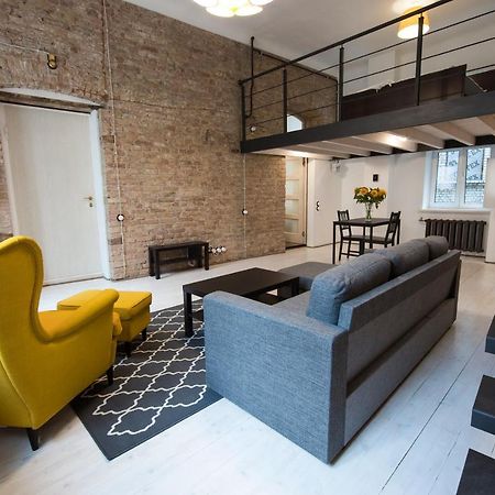 Stylish Studio Apartment In The Heart Of Riga Exterior foto